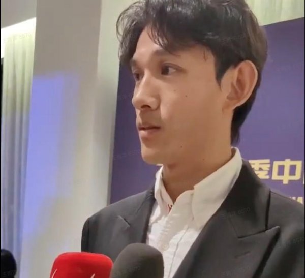 王燊超：最野蛮的事是冠军留在了上海；中超举座水平在超过